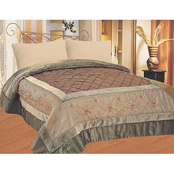  100% Polyester Comforter Set ()