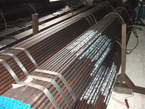  Seamless Steel Pipes for Liquid Service ( Seamless Steel Pipes for Liquid Service)