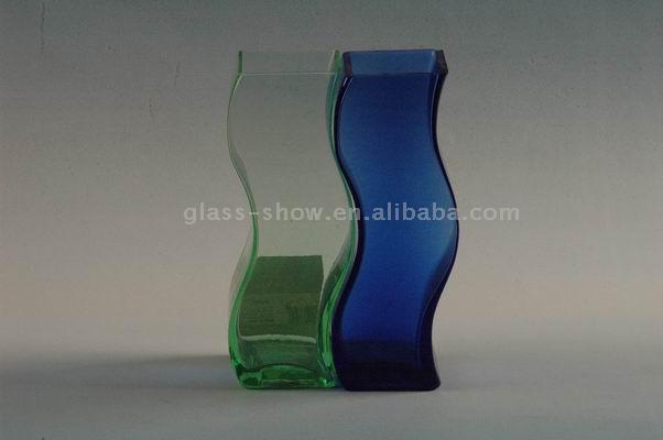  Vases
