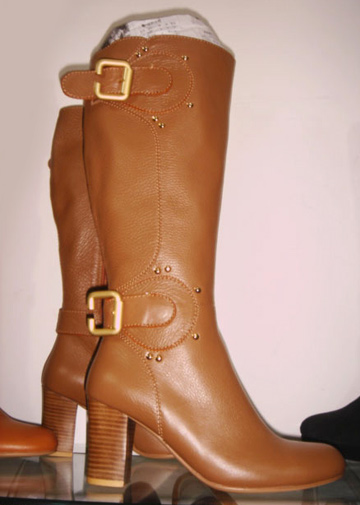 Boots ( Boots)