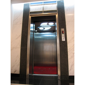  Elevator (Лифт)