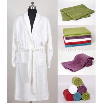  Bath Robe & Towel (Bademantel & Handtuch)