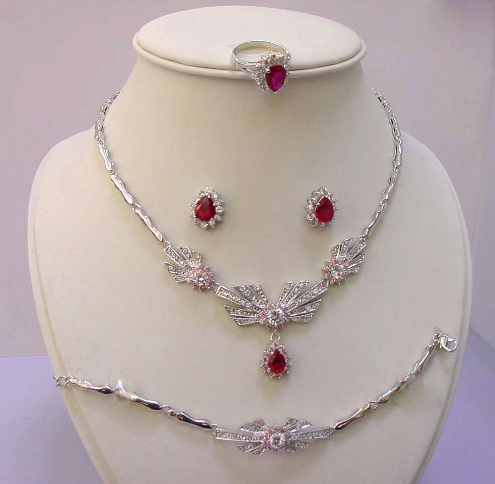  Flexible Cubic Zirconium Bracelet ( Flexible Cubic Zirconium Bracelet)