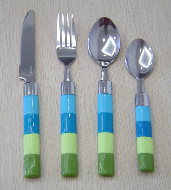  18/0, 18/8 or 18/10 S/S Cutlery with Transparent Handle (18 / 0, 18 / 8 ou 18/10 S / S à couverts avec poignée Transparent)