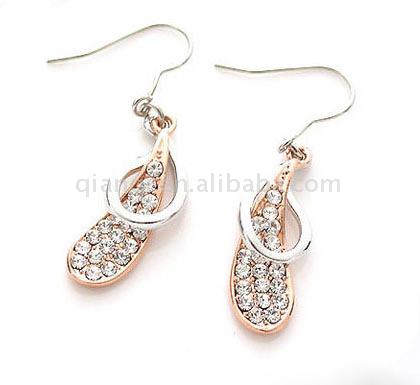  Earring (Earring)