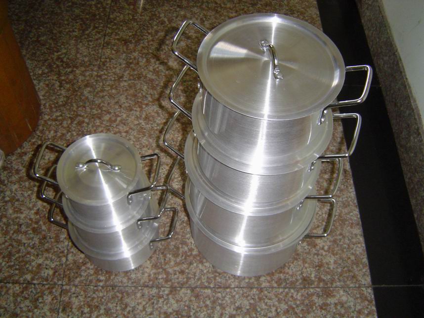  Sand-Polished Aluminum Cookware Set (Sand-Batterie de cuisine en aluminium poli)