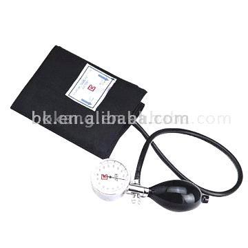  Palm Type Sphygmomanometer