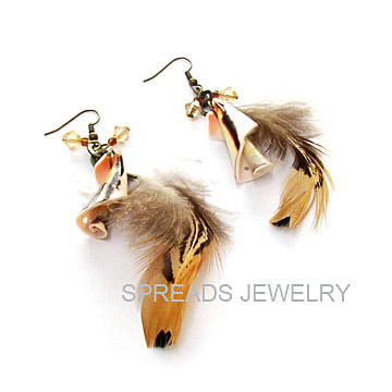  Shell-Feather Earrings (Shell-Feather Boucles d`oreilles)