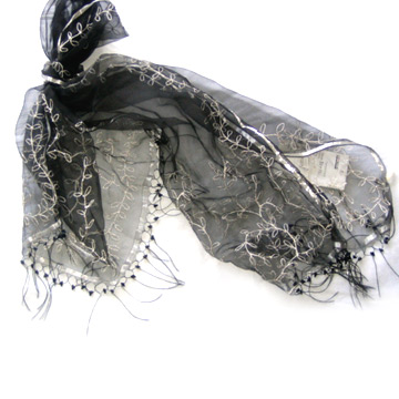  Silk Embroidered Scarf (Écharpe de soie brodée)