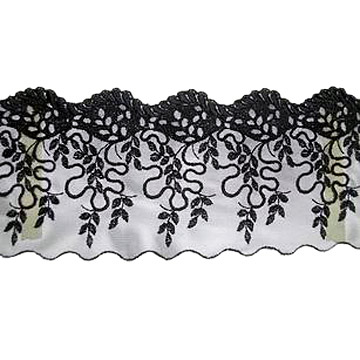  Embroidered Lace (Brodé dentelle)