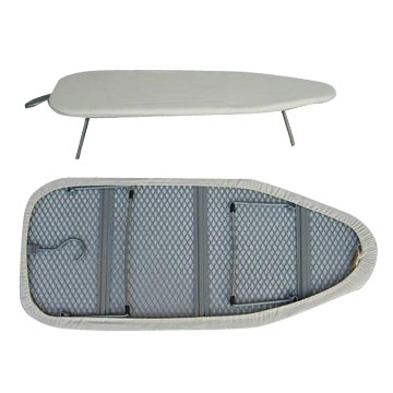  Ironing Board (Planche à repasser)