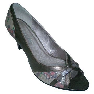  Ladies` Shoes ()