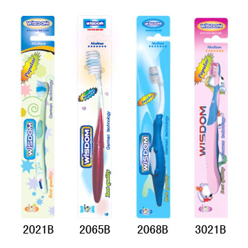 Kids` Toothbrushes (Brosses à dents Kids `)