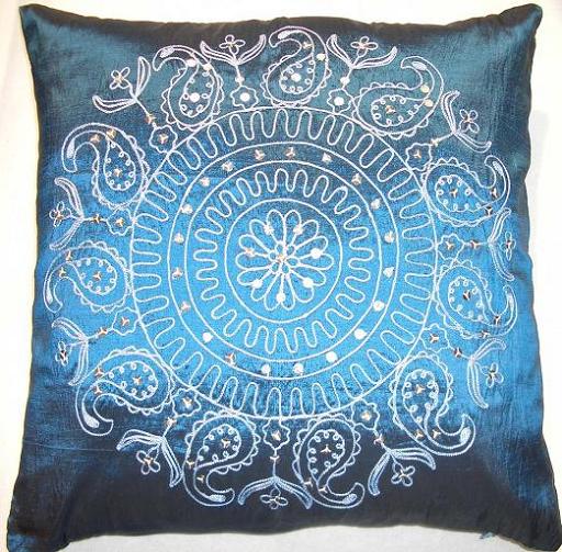  Decorative Pillows (Coussins décoratifs)