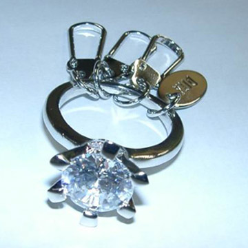 Key Ring (Ключевые кольцо)
