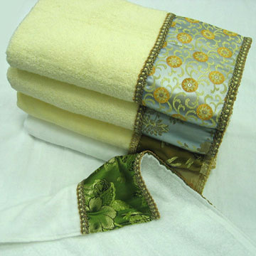  Satin Applique Towel ( Satin Applique Towel)
