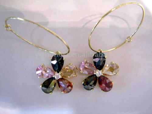  Zircon Earring