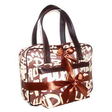  Cosmetic Bags (Косметички)