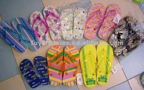  EVA / PE Injection Slippers (USD0.18/pr) ()