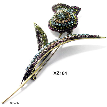  Brooch