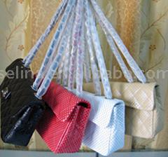  Ladies` Fashion Handbag ()