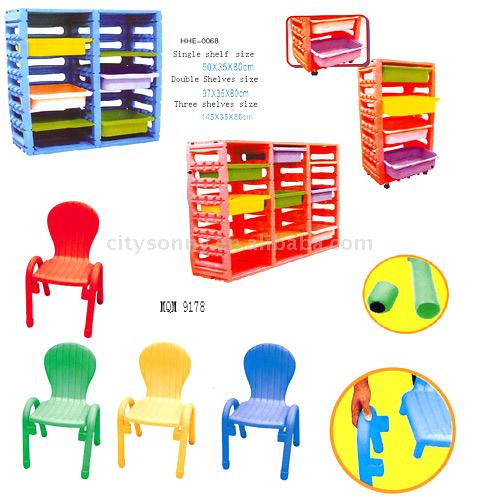  Toy Shelves and Chair (Toy Regale und Vorsitzender)