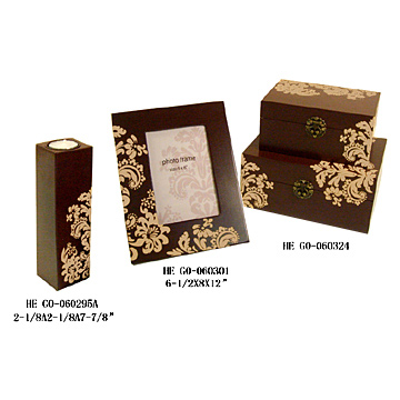  Wooden Craft with Printed Design