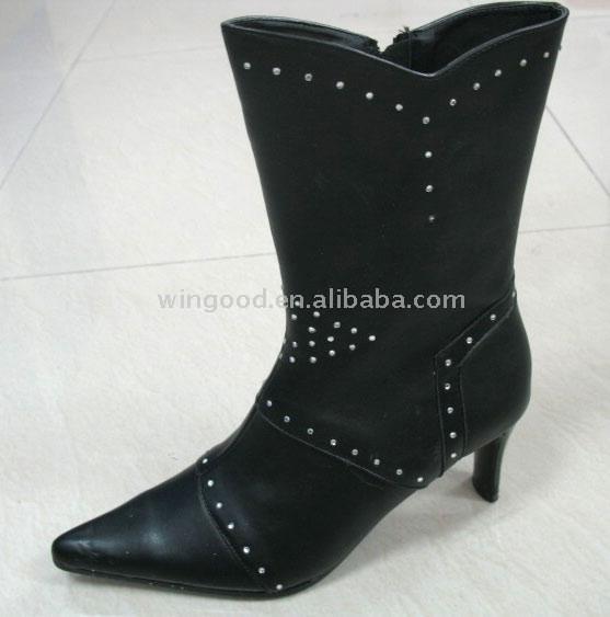 Boots (Boots)
