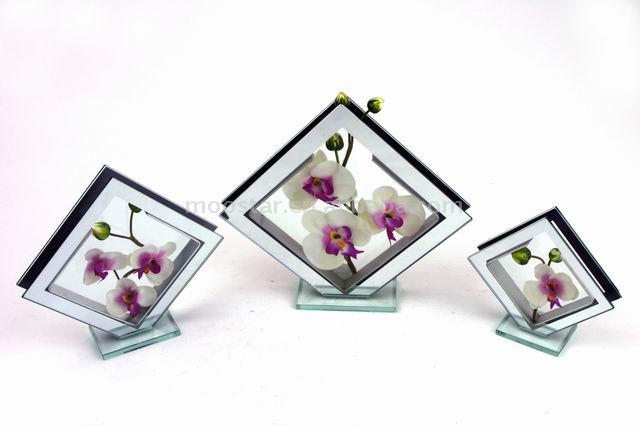 Glass Vase