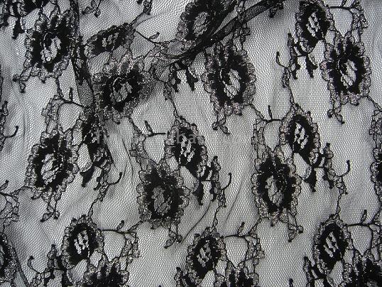  Lace with Silver Thread (Кружева серебряной нитью)