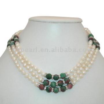  Three Strands Pearl Necklace (Trois volets Pearl Necklace)