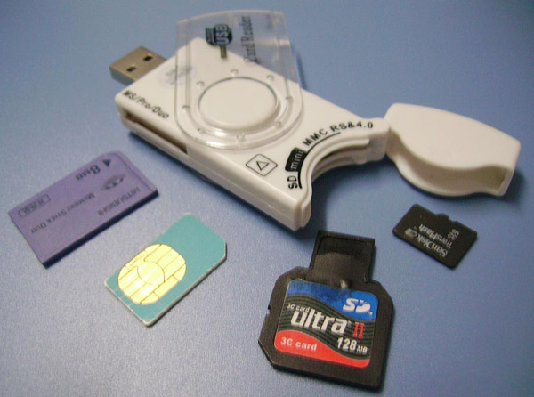  All-in-1 Card Reader (Все-в  Card Reader)