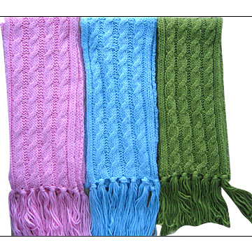  Cabled Knit Scarf ( Cabled Knit Scarf)