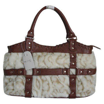  Imitated Rabbit Fur Handbag