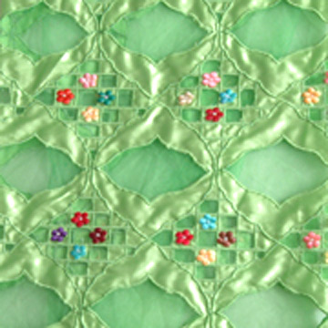  Mesh and Satin Embroidery (Mesh et Satin Broderie)