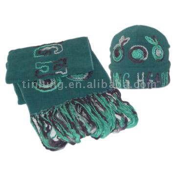  Beanie & Scarf