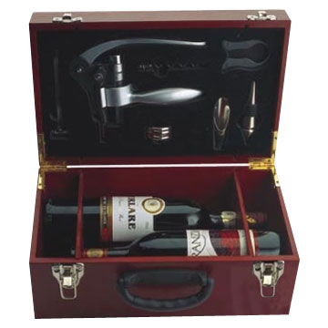 Deluxe Wine Box with Accessories (Вино Делюкс Коробка с аксессуарами)