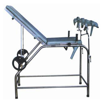  Gynecological Examination Bed (Examen gynécologique Bed)