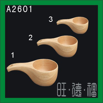  Wooden Spoon and Cup (Деревянные ложки и кубок)