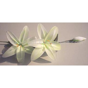  Artificial Lily (Искусственная лилия)