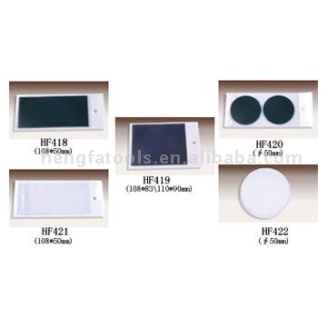  Glass Pieces Protected Eyes (Glass Pieces Protected Eyes)