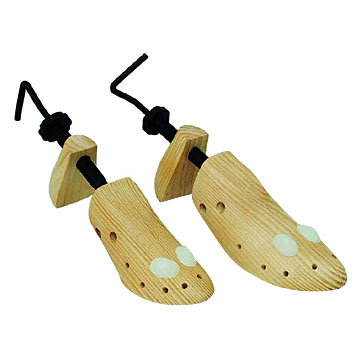  Wooden Shoe Tree ()