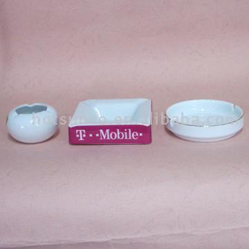 Ashtrays