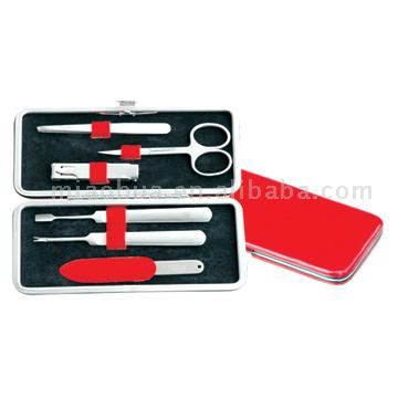  6pc Manicure Set with Red Plastic Box (6pc ensemble de manucure avec Red Plastic Box)