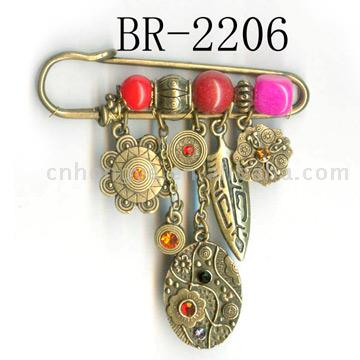  Brooch (Broche)