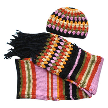  Knitted Hat and Scarf (Bonneterie bonnet et écharpe)