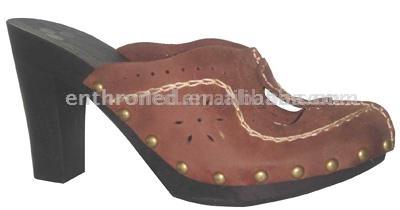  Sandals (Sandales)