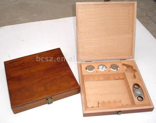  Wooden Cigarette Box