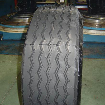  Steel Radial Tyre ( Steel Radial Tyre)