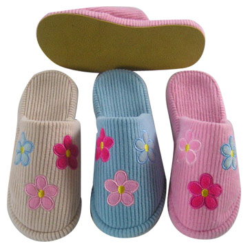  Ladies` Slippers (Chaussons Ladies `)
